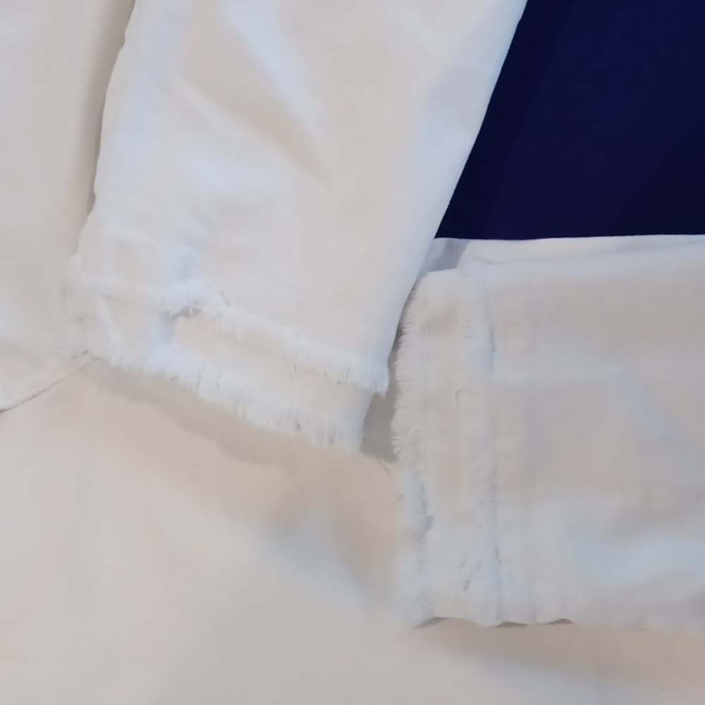 NWOT LOFT Crops - Picture 7 of 7